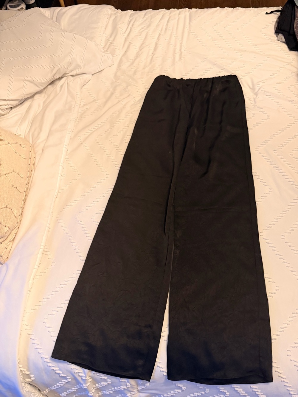 Black Wide-Leg Pants - Classic Comfort